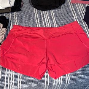 Lululemon Speed Short 2.5 in - EUC